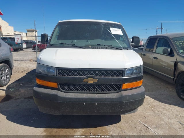 1GCWGAF14K1372319 Chevrolet Express 2500 Work Van