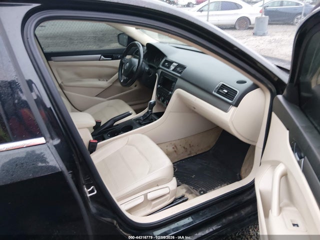 2015 VOLKSWAGEN PASSAT 1VWAS7A32FC098629 Photo 4