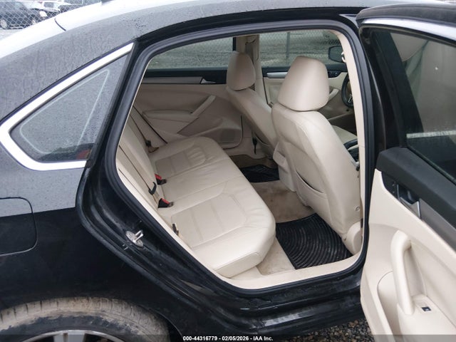 2015 VOLKSWAGEN PASSAT 1VWAS7A32FC098629 Photo 7
