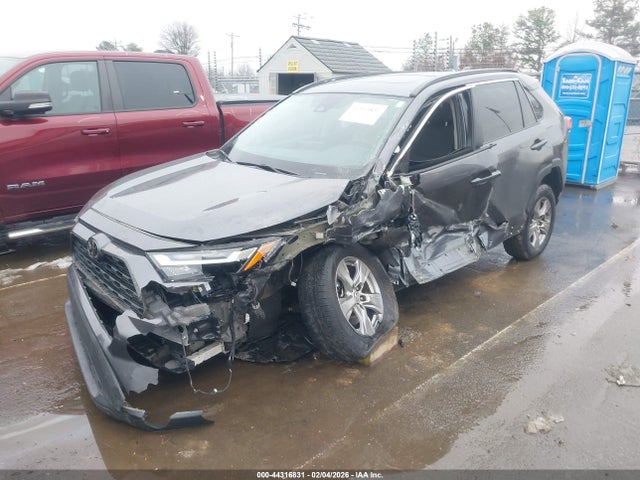 44316831 :رقم المزاد ، 2T3W1RFV9NC206792 vin ، 2022 Toyota Rav4 Xle مزاد بيع