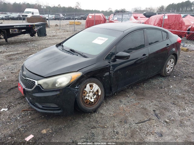 KIA FORTE LX 2016 KNAFK4A60G5521048 Image 2