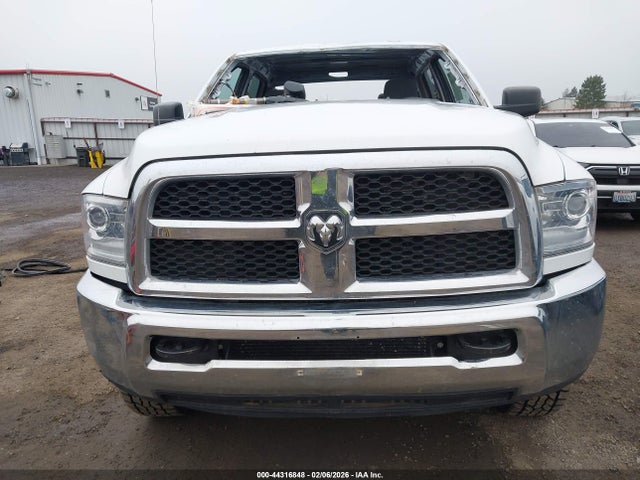 3C6UR5DL3HG610191 RAM 2500 Slt 4x4 6&#039;4 Box