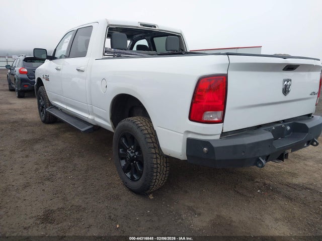 3C6UR5DL3HG610191 RAM 2500 Slt 4x4 6&#039;4 Box