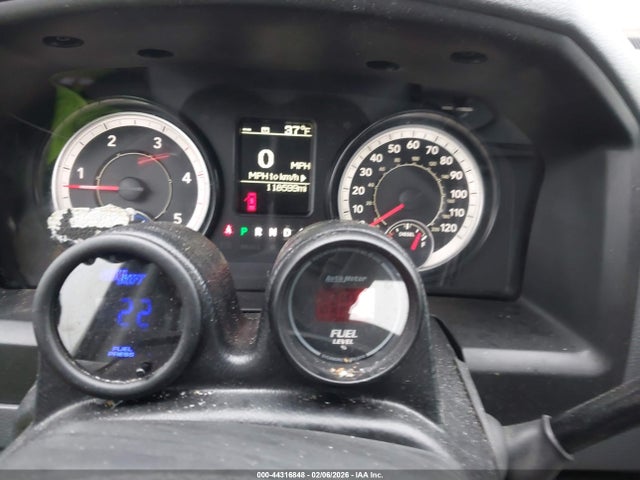 3C6UR5DL3HG610191 RAM 2500 Slt 4x4 6&#039;4 Box