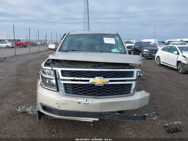 Продаж на аукціоні авто 2016 Chevrolet Suburban Lt, vin: 1GNSKHKC7GR101526, номер лоту: 44316872