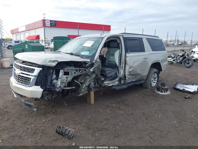 Продаж на аукціоні авто 2016 Chevrolet Suburban Lt, vin: 1GNSKHKC7GR101526, номер лоту: 44316872