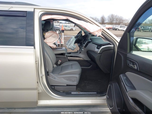 Продаж на аукціоні авто 2016 Chevrolet Suburban Lt, vin: 1GNSKHKC7GR101526, номер лоту: 44316872