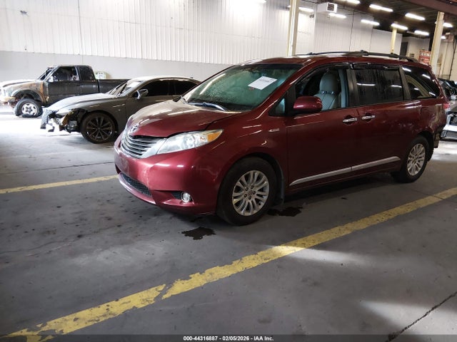 5TDYK3DC0ES411289 Toyota Sienna Xle V6 8 Passenger