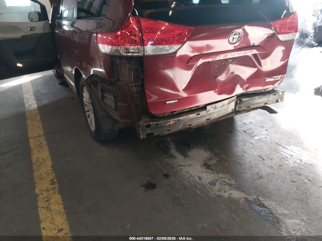 5TDYK3DC0ES411289 Toyota Sienna Xle V6 8 Passenger