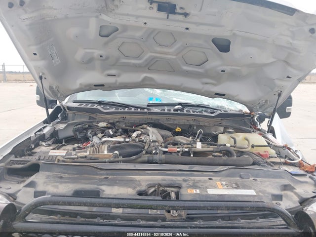 Ford F-350 Lariat 2024 1FT8W3DM1REF33104 Image 9