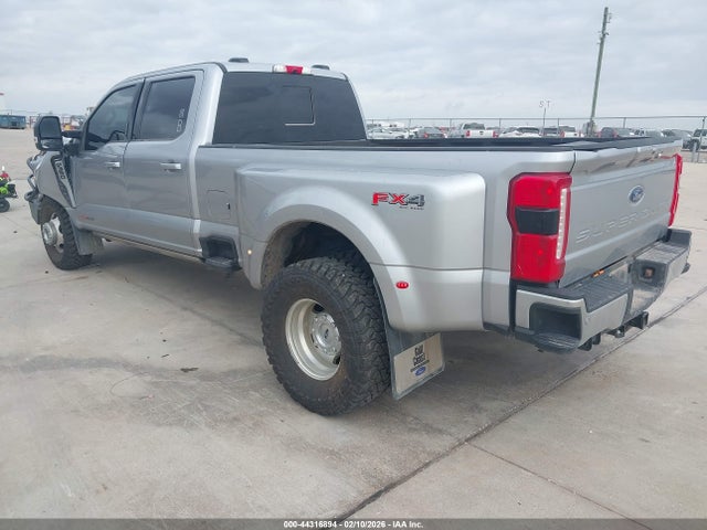 Ford F-350 Lariat 2024 1FT8W3DM1REF33104 Image 3