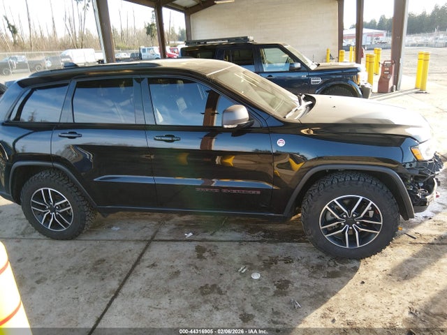 1C4RJFLG7KC730764 Jeep Grand Cherokee Trailhawk 4x4