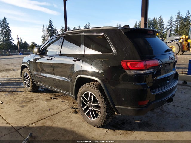 2019 JEEP GRAND CHEROKEE 1C4RJFLG7KC730764 Photo 2