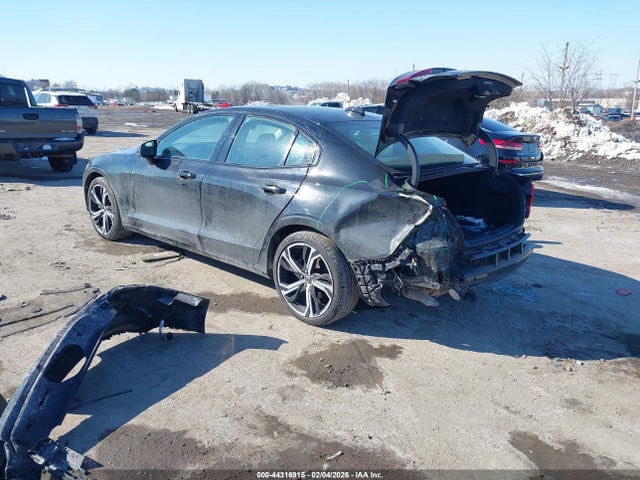 2024 VOLVO S60 7JRL12TK6RG323915 Photo 2