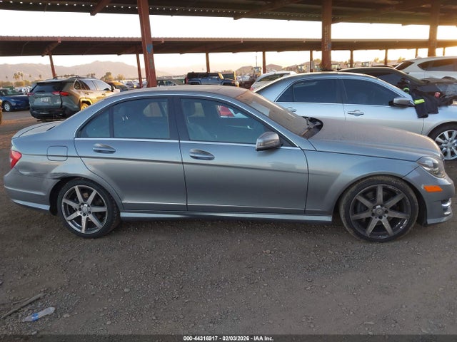 WDDGF8AB4EG247795 Mercedes-Benz C 300 Sport 4matic