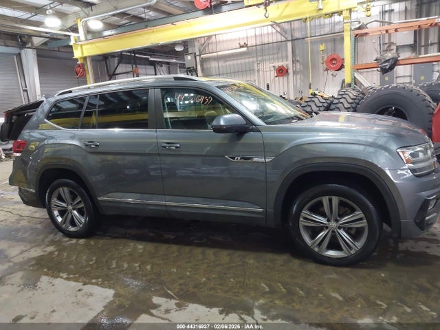 Продаж на аукціоні авто 2018 Volkswagen Atlas 3.6l V6 Se W/technology, vin: 1V2PR2CA7JC570421, номер лоту: 44316937