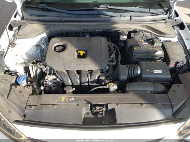 2019 HYUNDAI ELANTRA 5NPD84LF3KH452984 Photo 9