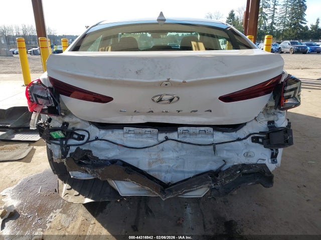 2019 HYUNDAI ELANTRA 5NPD84LF3KH452984 Photo 5