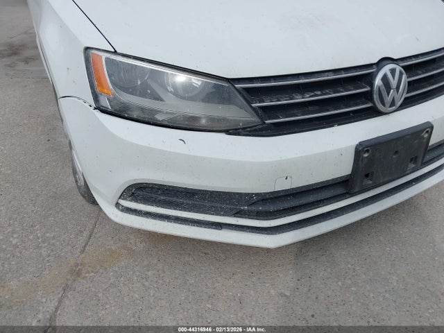3VWD17AJ1FM210415 Volkswagen Jetta 1.8t Se