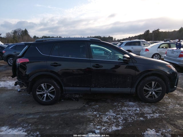 Toyota Rav4 Xle 2017 2T3RFREV6HW604108 Image 13
