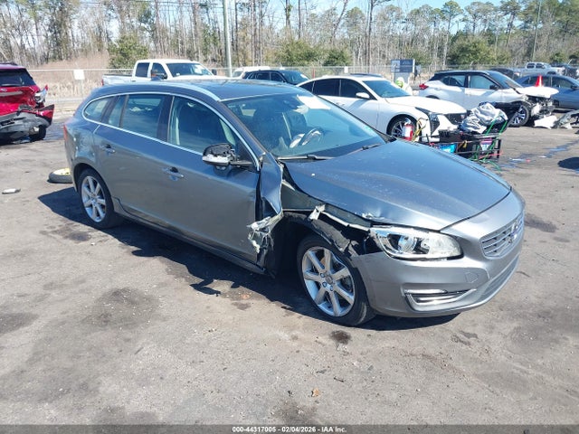 2017 VOLVO V60 YV140MEK6H1373045