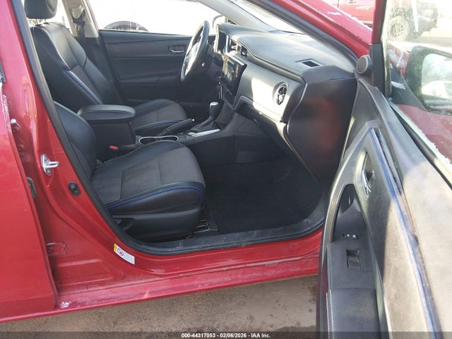 2T1BURHE4HC798988 Toyota COROLLA SE