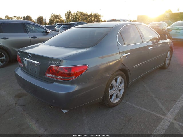 2005 LEXUS ES 330 JTHBA30G855118388 Photo 3