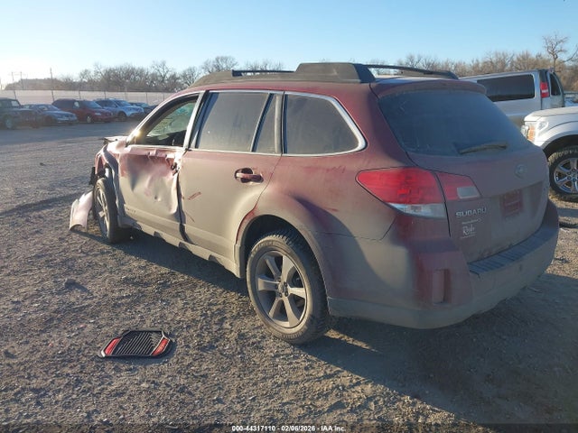 44317110 :رقم المزاد ، 4S4BRBCC8D3274563 vin ، 2013 Subaru Outback 2.5i Premium مزاد بيع