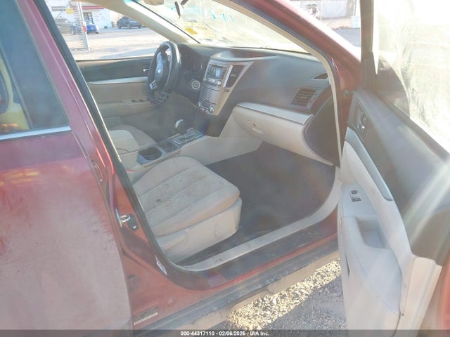 44317110 :رقم المزاد ، 4S4BRBCC8D3274563 vin ، 2013 Subaru Outback 2.5i Premium مزاد بيع