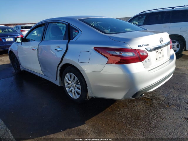 1N4AL3AP3JC290572 Nissan Altima 2.5 S