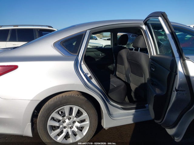 1N4AL3AP3JC290572 Nissan Altima 2.5 S