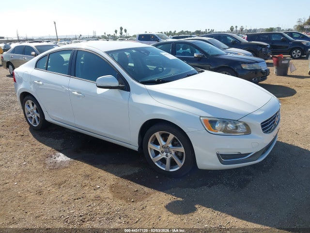 2015 VOLVO S60 YV140MFJ7F1343068