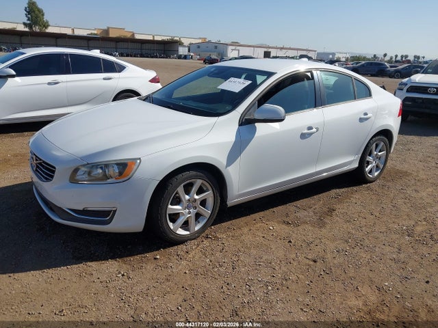 2015 VOLVO S60 YV140MFJ7F1343068 Photo 1