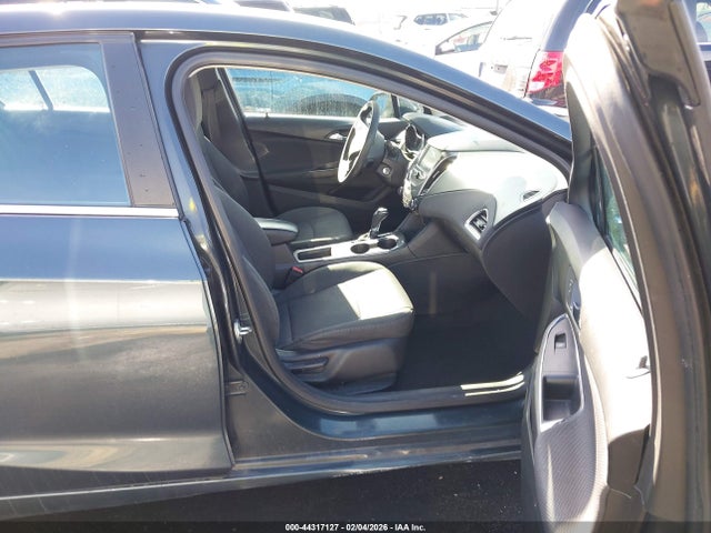 Chevrolet Cruze Lt Auto 2018 1G1BE5SM1J7164172 Image 5