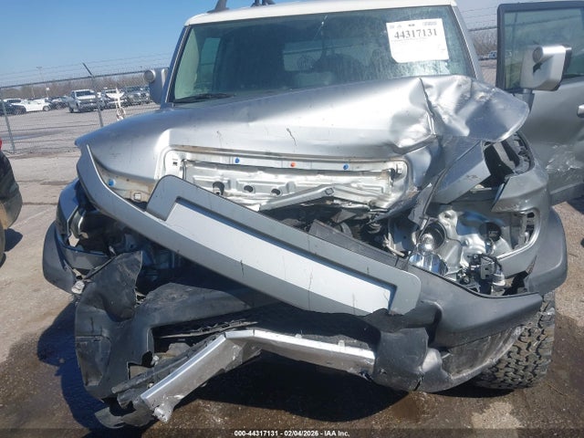 2012 TOYOTA FJ CRUISER JTEBU4BF2CK130968 Photo 9