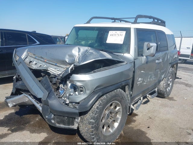 2012 TOYOTA FJ CRUISER JTEBU4BF2CK130968 Photo 1