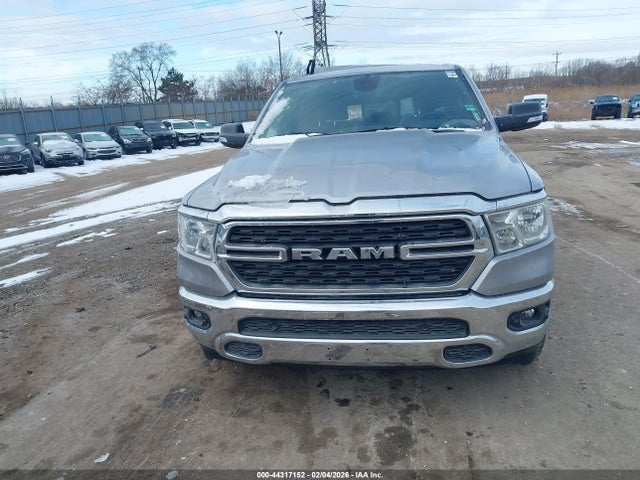 1C6SRFFT3NN448303 RAM 1500 Big Horn 4x4 5&#039;7 Box