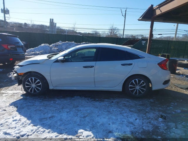 2017 Honda Civic Lx მანქანა იყიდება აუქციონზე, vin: 2HGFC2F56HH532958, აუქციონის ნომერი: 44317173