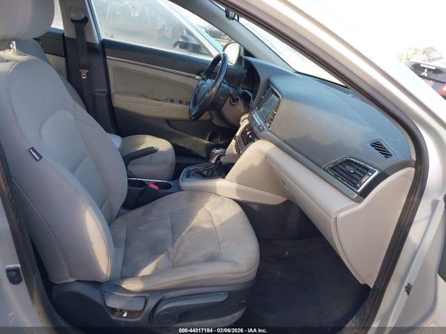 5NPD84LF7HH011030 Hyundai ELANTRA SE