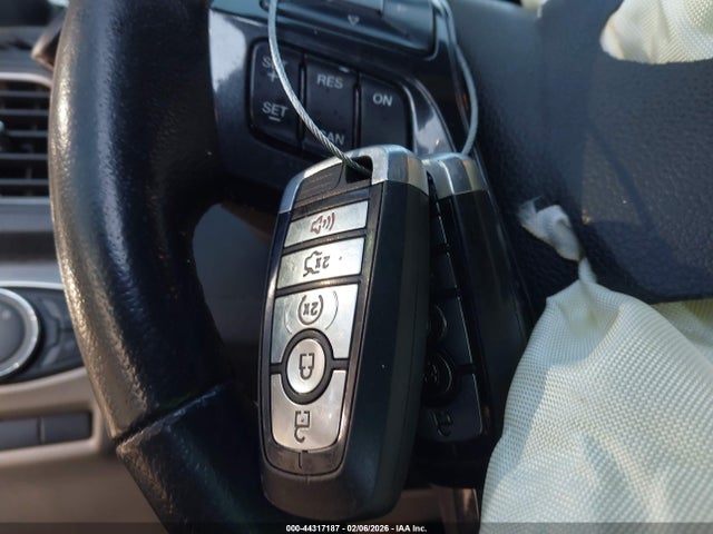 2018 Ford Explorer Xlt მანქანა იყიდება აუქციონზე, vin: 1FM5K7D80JGB17588, აუქციონის ნომერი: 44317187