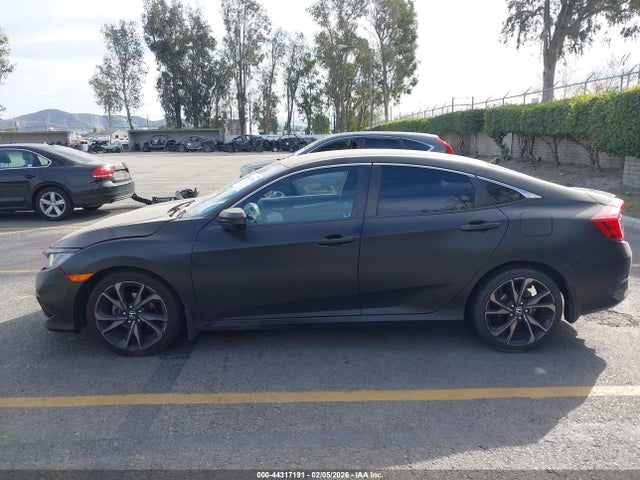 2HGFC2E89KH593420 Honda Civic Sport