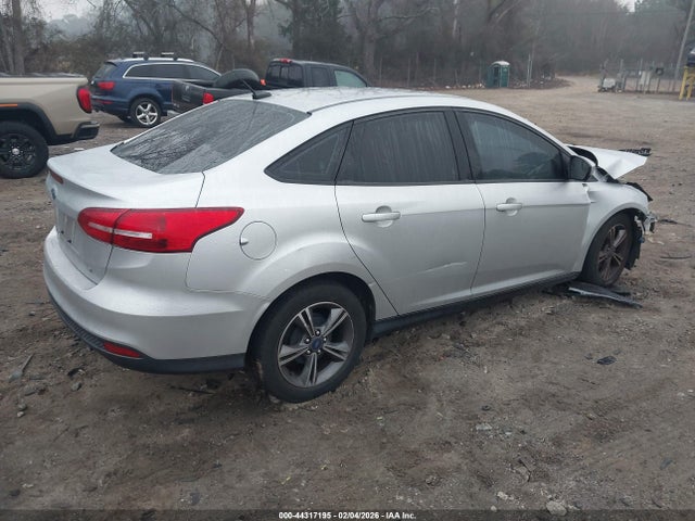1FADP3F28JL259669 Ford FOCUS SE