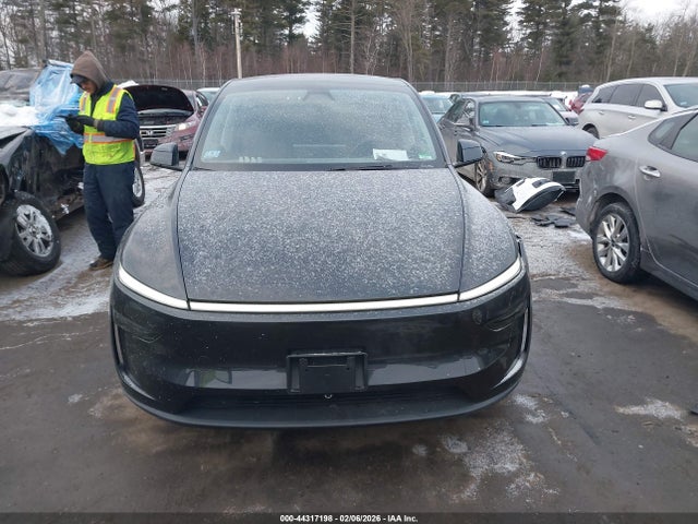 7SAYGDEE3TA411246 Tesla Model Y Long Range Launch Series/premium All-wheel Drive