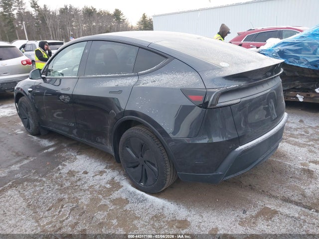 7SAYGDEE3TA411246 Tesla Model Y Long Range Launch Series/premium All-wheel Drive