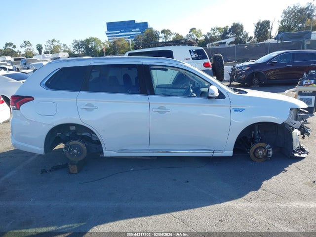 JA4J2VA78NZ055879 Mitsubishi Outlander Phev Sel S-awc