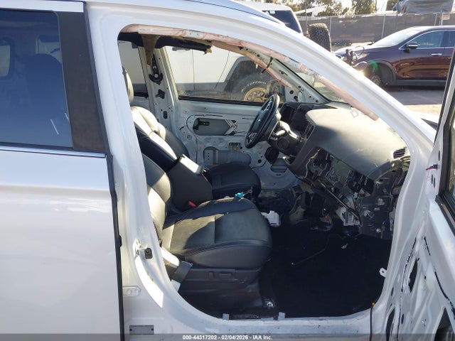 2022 MITSUBISHI OUTLANDER PHEV JA4J2VA78NZ055879 Photo 4