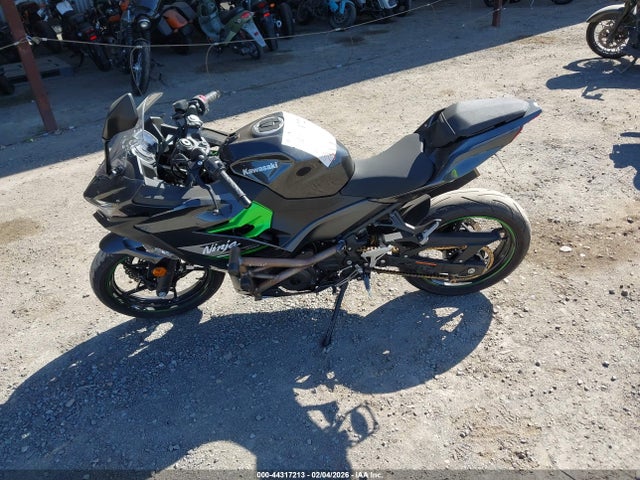 JKAEXKH12PDAK2057 Kawasaki EX400