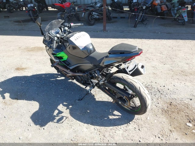 JKAEXKH12PDAK2057 Kawasaki EX400