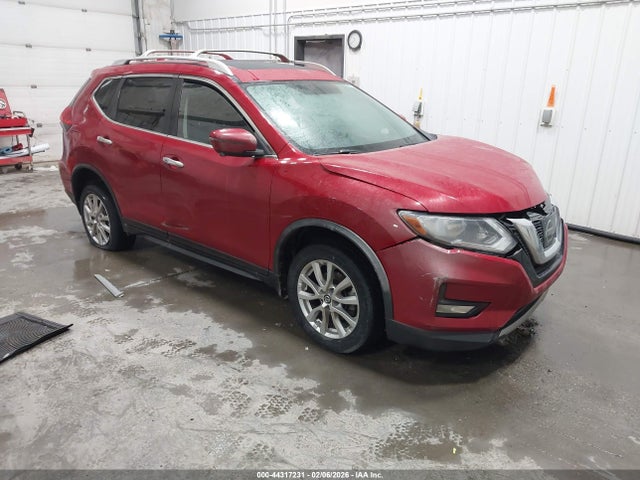 JN8AT2MV6HW273633 Nissan ROGUE SV