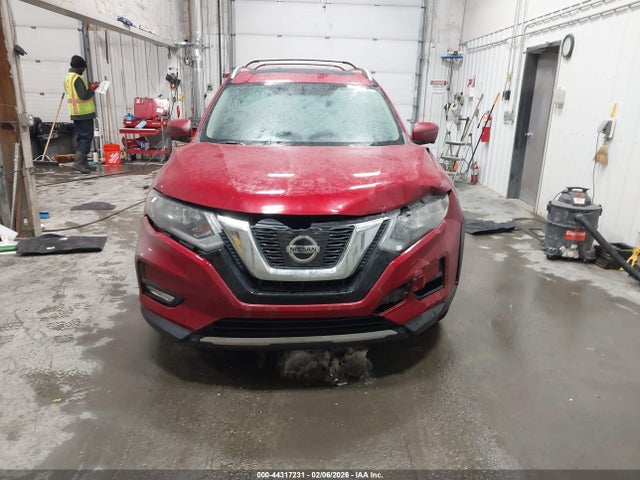 JN8AT2MV6HW273633 Nissan ROGUE SV